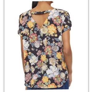 Floral Bar Back NWOT Short Sleeve Blouse Top XS